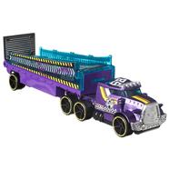Hot Wheels Super Rigs, Transporter Vehicle With 1 1:64 Scale Car (Styles May Vary)