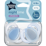 Tommee Tippee Night Time Soother Glow in The Dark Soothers with Reusable Steriliser Pod, Assorted Colours 6-18 Months, Set of 2