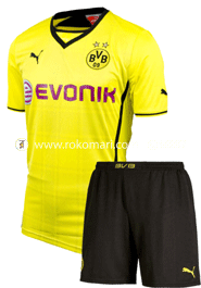 Dortmund Home Club Jersey : Very Exclusive Half Sleeve Jersey With Short Pant