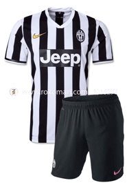 Juventus Home Club Jersey : Very Exclusive Half Sleeve Set