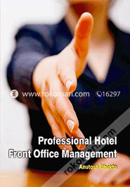 Professional Hotel Front Office Management  (Paperback)