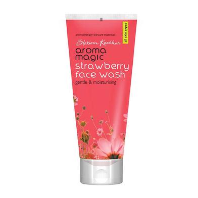 Aroma Magic Strawberry Face Wash - 100ml (India) image