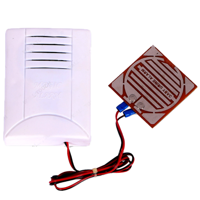Baby-Urine Plastic Newborn Baby Care Magic Alarm (Alarm will start when water touch the device) (urine_alarm_303) image