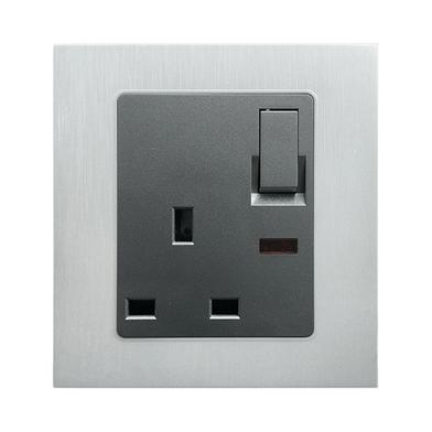 Blaze Crown 3 Pin Flat Socket With Switch 13A image