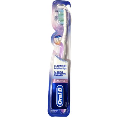Oral-B Ultra thin Sensitive Toothbrush - 1 Pcs image