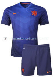 Netherlands Away Jersey : Very Exclusive Half Sleeve Jersey With Short Pant