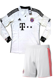 Bayern Munich Away Club Jersey : Very Exclusive Full Sleeve Jersey With Short Pant image