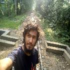 user-img